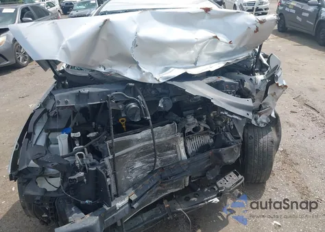 2015 Hyundai Sonata Eco z USA, uszkodzony, nr VIN 5NPE24AA2FH116410